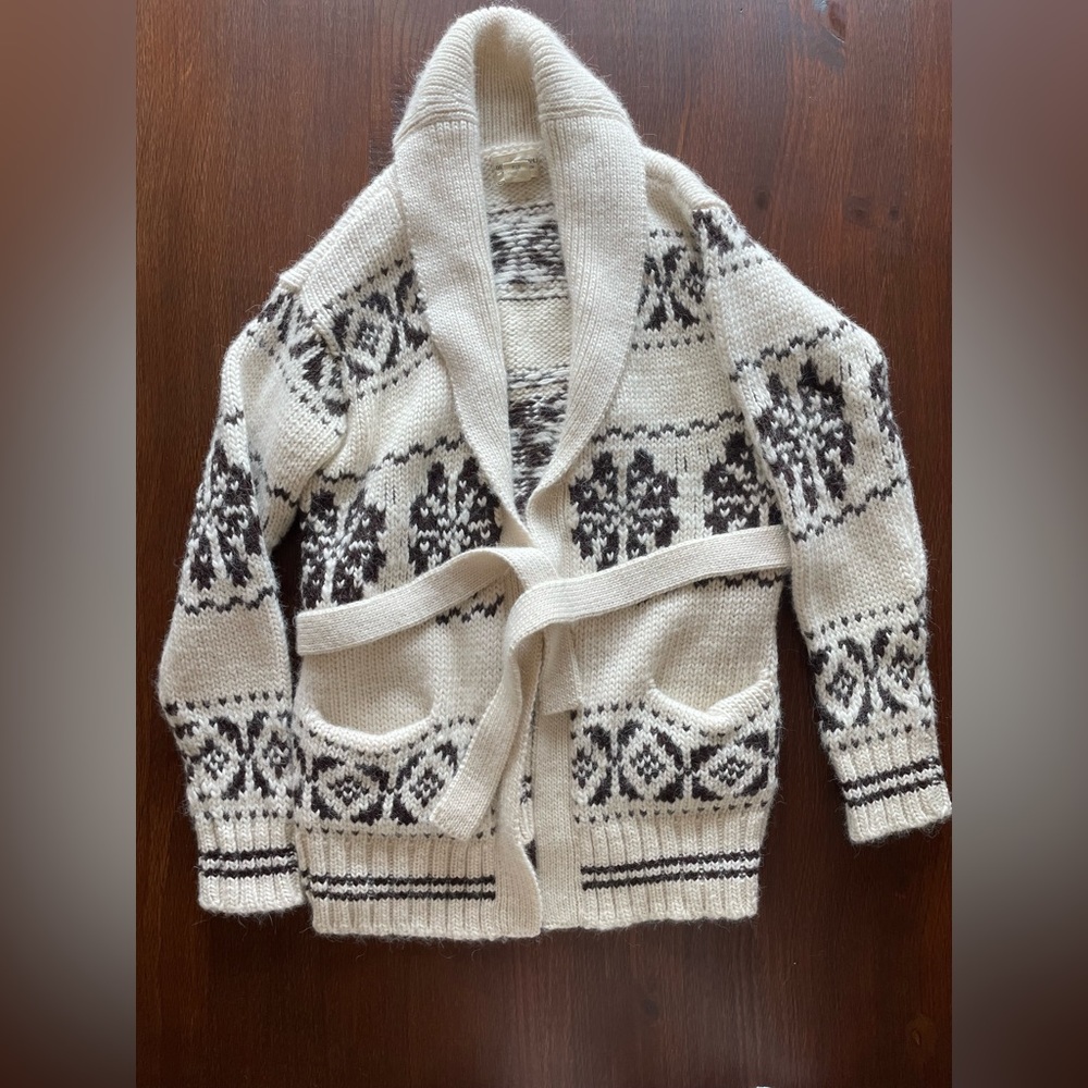 Retro wool wrap sweater